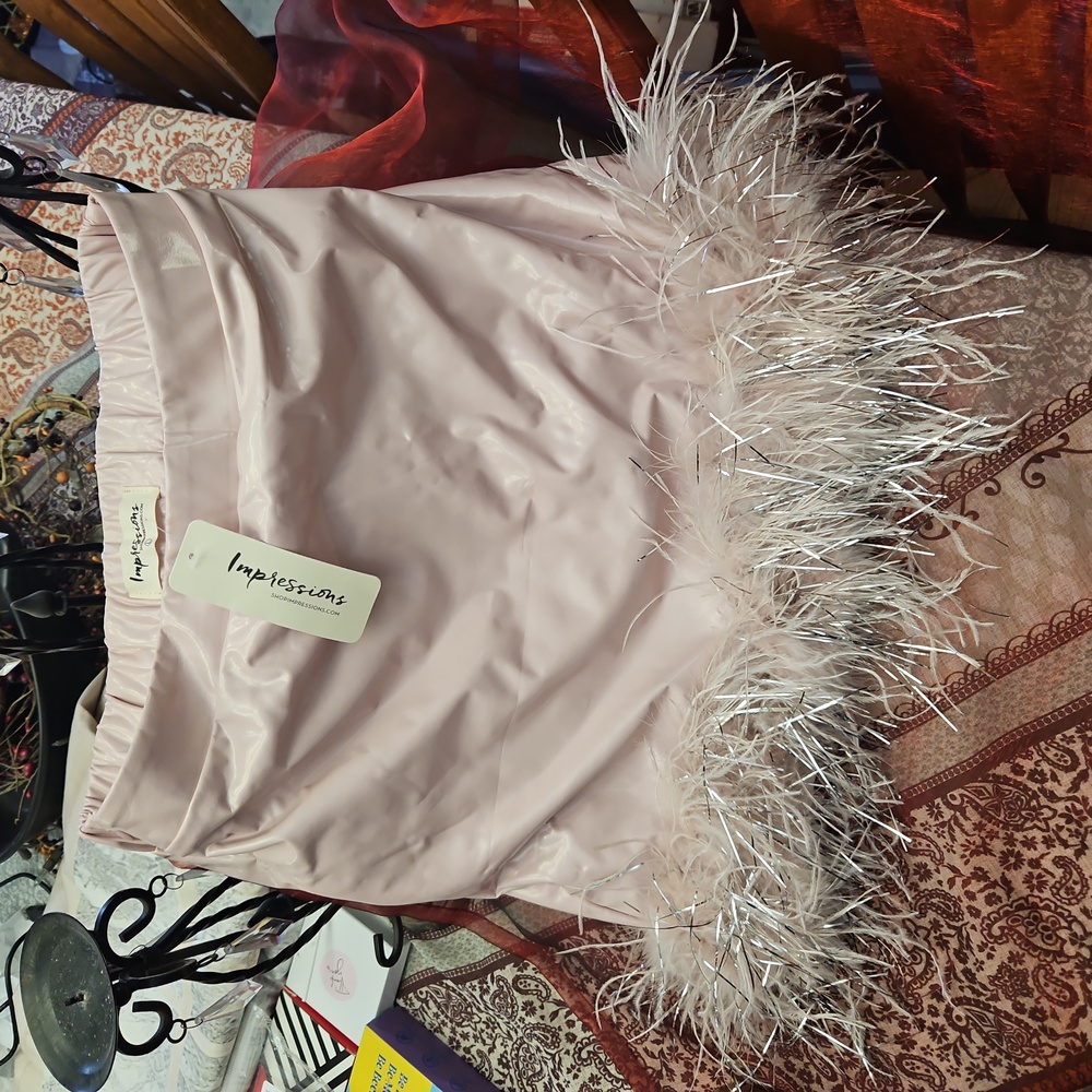 pink feather skirt